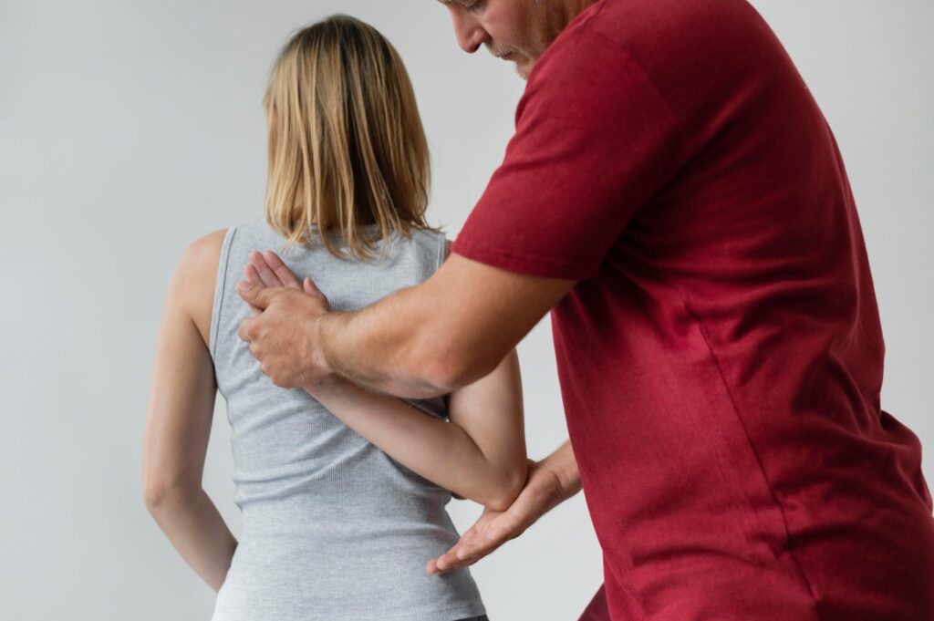 Fizjoterapia, będąca kluczową dziedziną medycyny rehabilitacyjnej, nieprzerwanie się rozwija, odpowiadając na zmieniające się potrzeby i oczekiwania pacjentów