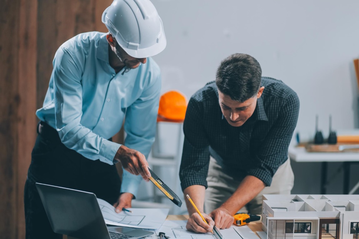 Budownictwo: Arena ryzyka i teren nieograniczonych możliwości