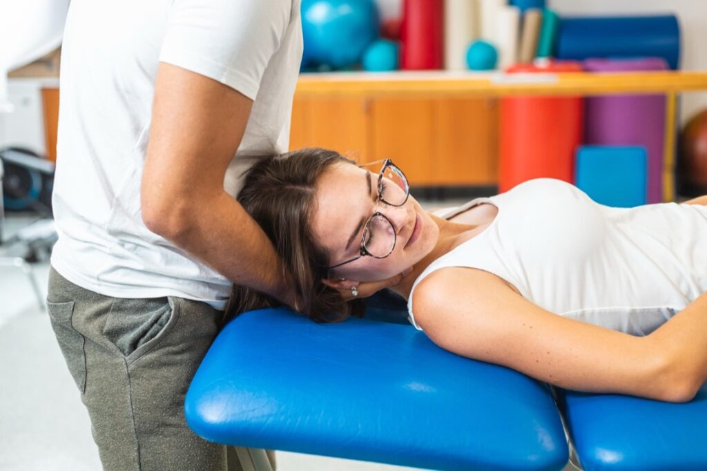 Zarządzanie ryzykiem to proces identyfikacji możliwych zagrożeń w codziennej praktyce oraz podejmowanie działań mających na celu ich minimalizowanie lub eliminowanie